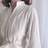 Robe babydoll boutonnée en dentelle Trella - Crème